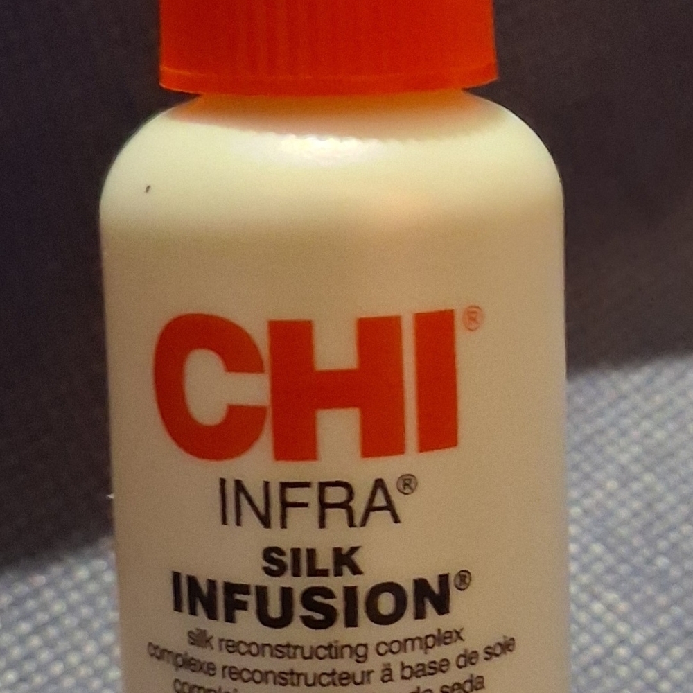CHI Infra Silk Infusion Heat Protectant - Ivory with Orange Cap